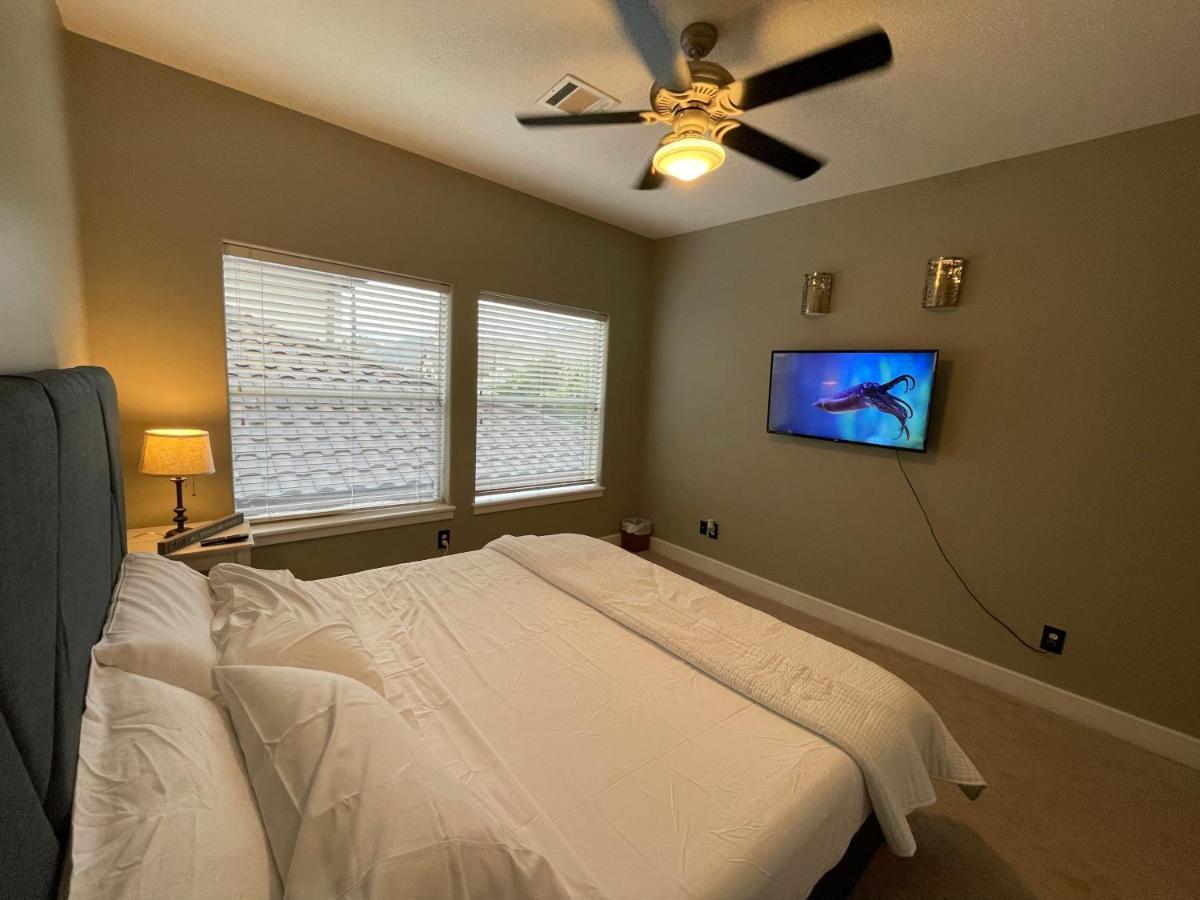 Wanderlust Villa Near Galleria Mall Houston Exteriör bild