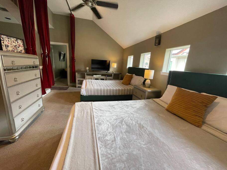 Wanderlust Villa Near Galleria Mall Houston Exteriör bild
