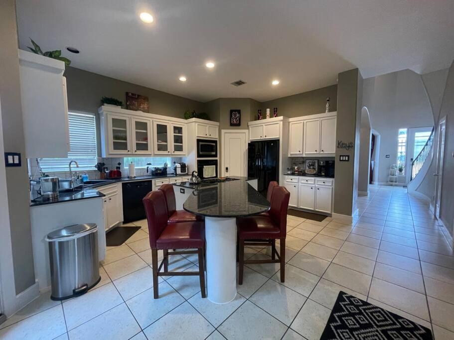 Wanderlust Villa Near Galleria Mall Houston Exteriör bild
