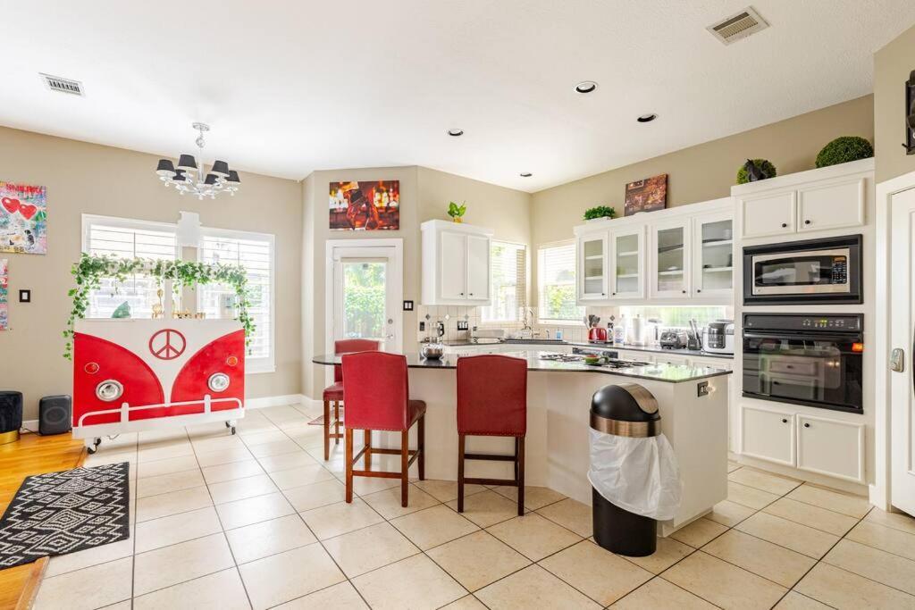 Wanderlust Villa Near Galleria Mall Houston Exteriör bild